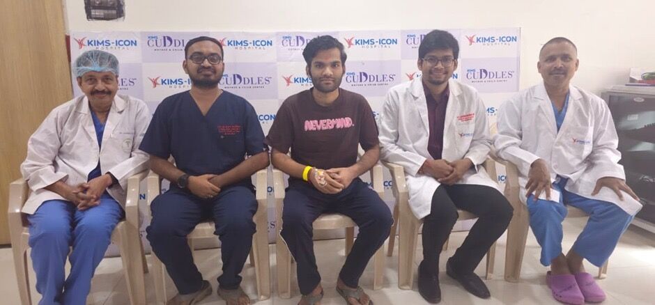 KIMS ICON team transports critical patient 500 km on ECMO support from Bhubaneswar to Vizag