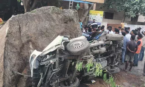 Near disaster in Malkajgiri: Falling boulders hit GHMC vehicle, residents blame illegal constructions