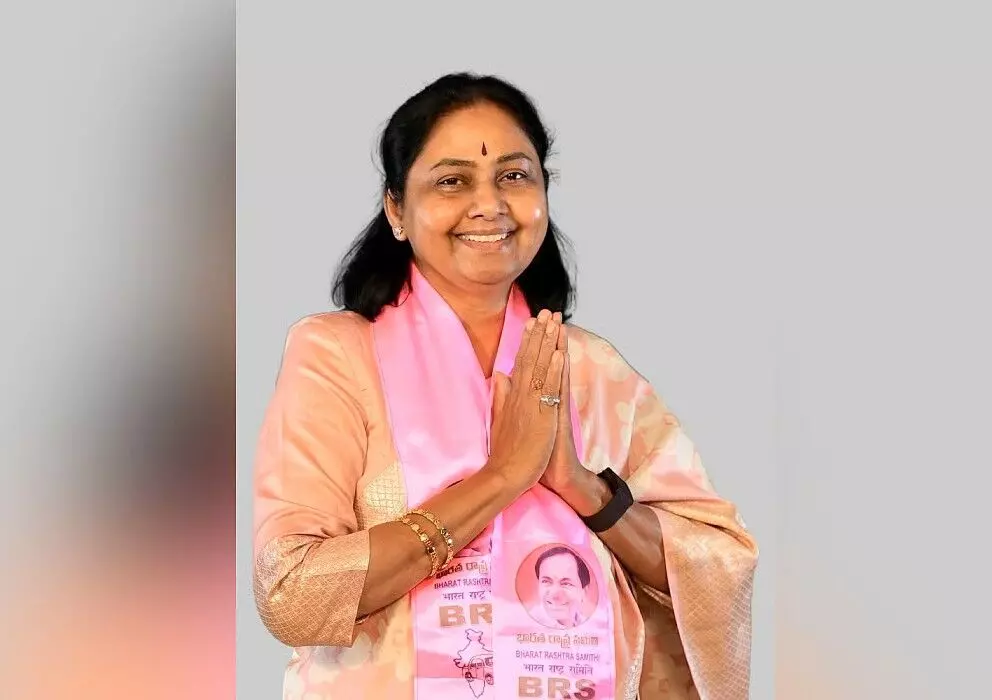 Jubilee Hills by poll: BRS candidate Maganti Sunitha `distributes voter slips; booked for `violating’ MCC Jubilee Hills by poll: BRS candidate Maganti Sunitha `distributes voter slips; booked for `violating’ MCC