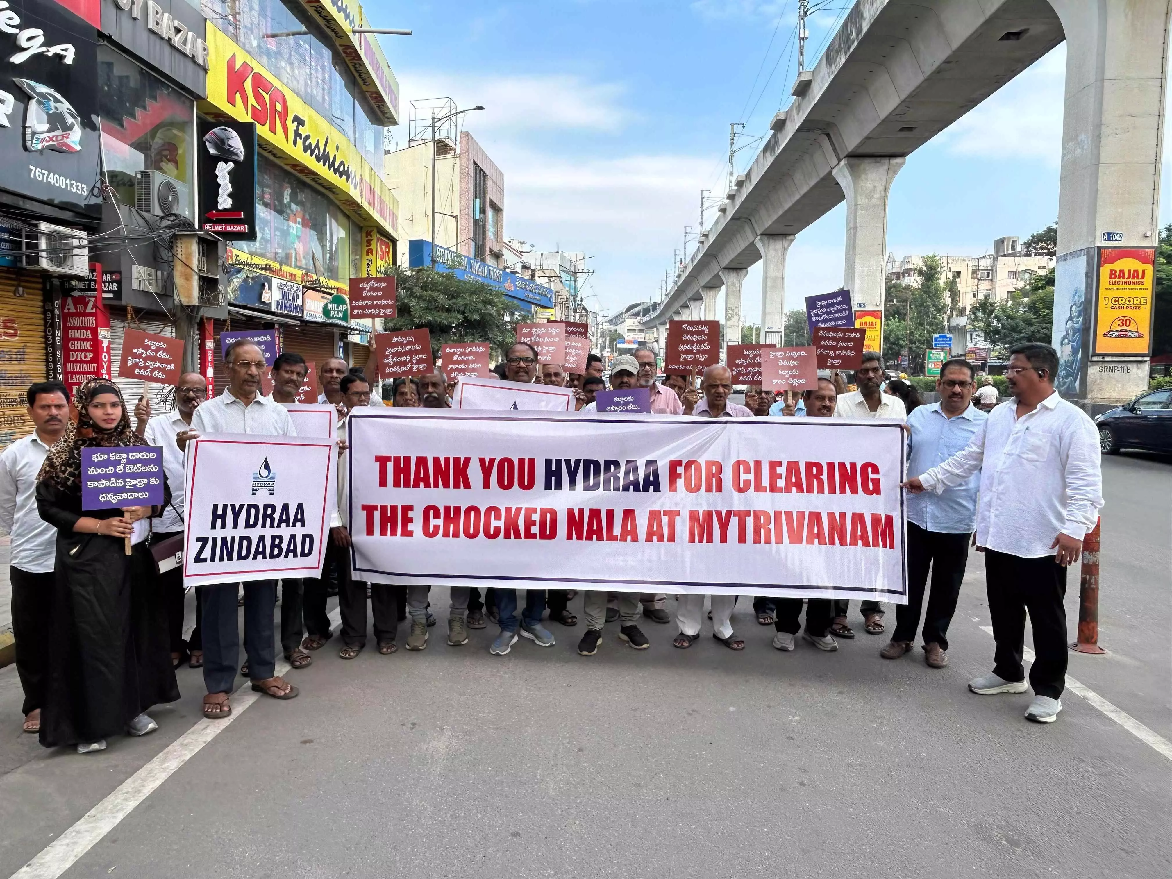 Hyderabad residents thank HYDRAA for widening nalas, restoring access to lanes Hyderabad residents thank HYDRAA for widening nalas, restoring access to lanes