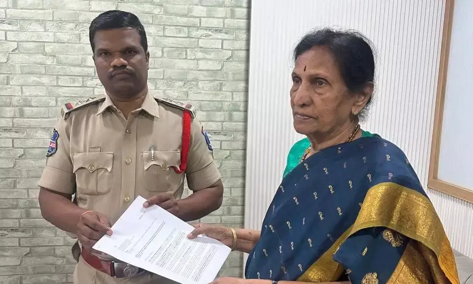 BRS MLA Maganti Gopinath’s mother alleges mystery in his death, seeks police probe