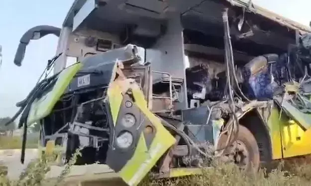 Two killed, 6 hurt as TGSRTC bus rams stationary truck in Jangaon