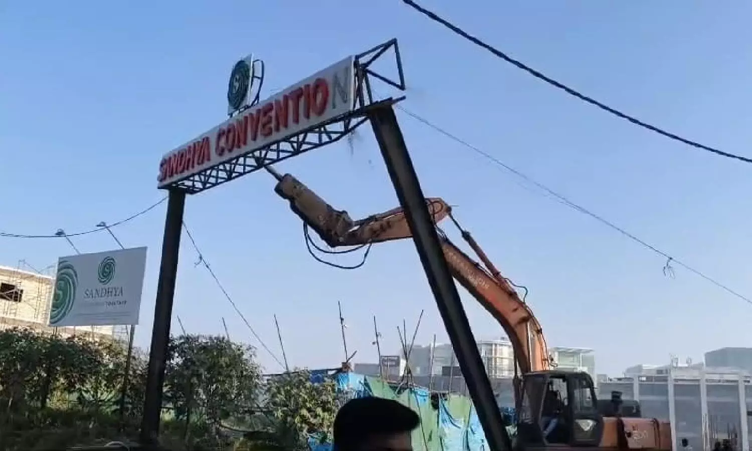 Hyderabad: After court’s rap, HYDRAA razes unauthorized structures at FCI Housing Society Layout, Gachibowli Hyderabad: After court’s rap, HYDRAA razes unauthorized structures at FCI Housing Society Layout, Gachibowli