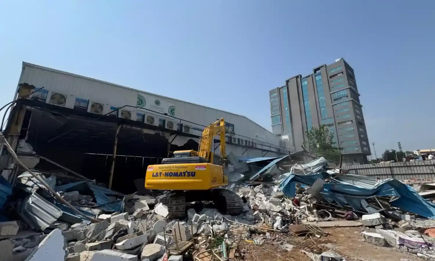 On whose orders you acted’: Telangana HC slams HYDRAA for carrying out demolitions at FCI Housing Society, Gachibowli