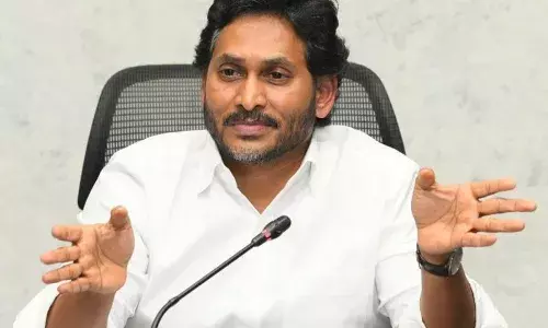 Jagan appears before CBI Special Court in DA case after six years