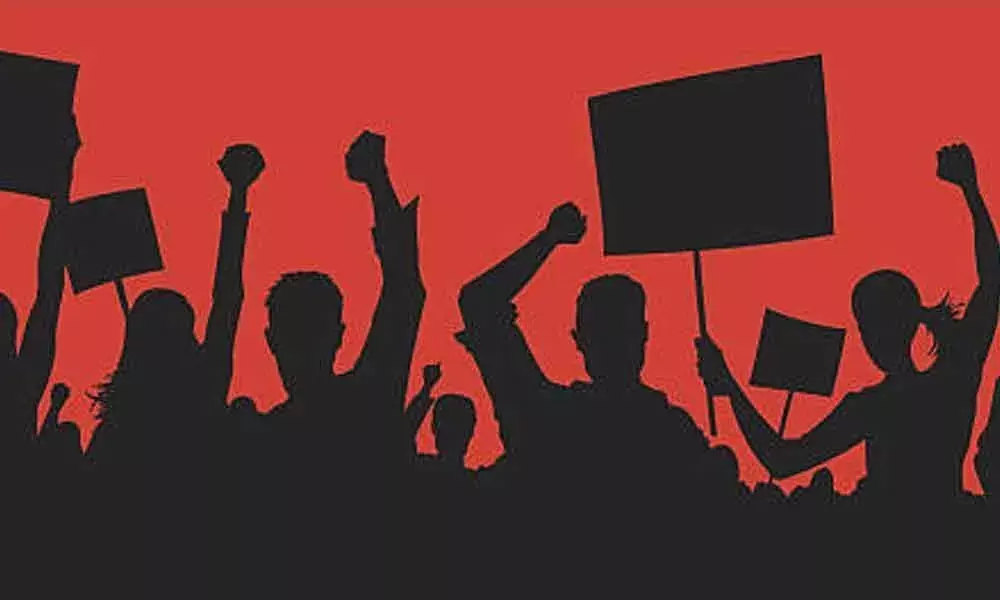 Teaching doctors in remote Telangana medical colleges demand pending special allowances