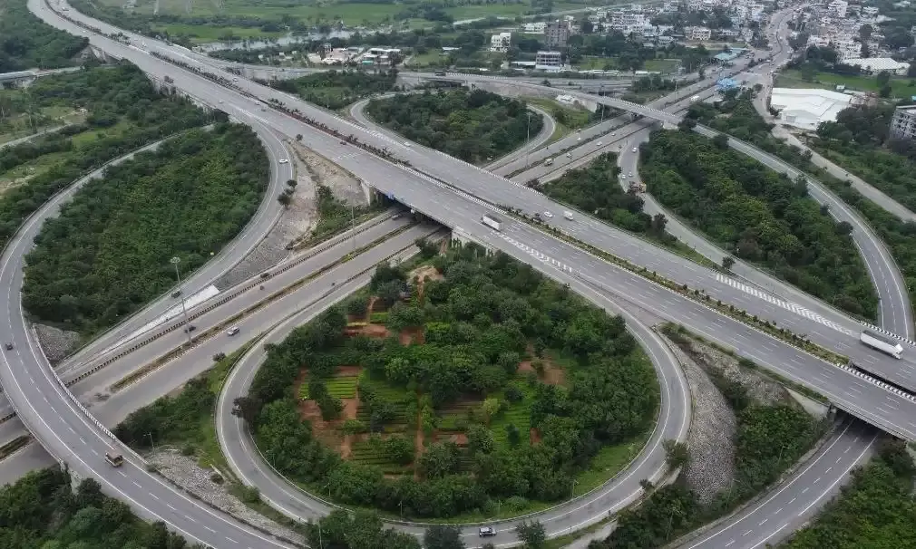 27 municipalities merged into GHMC, each corporator gets Rs 2 crore funding