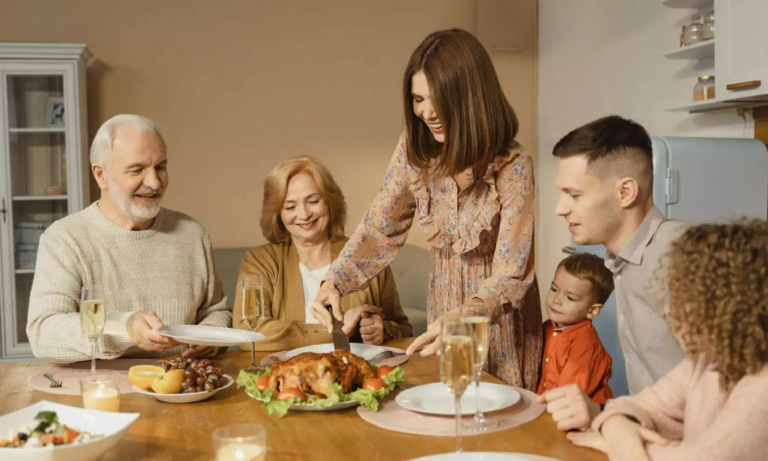 Turkey, mashed potatoes, pumpkin pie: Here are some of traditional dishes served on Thanksgiving Turkey, mashed potatoes, pumpkin pie: Here are some of traditional dishes served on Thanksgiving