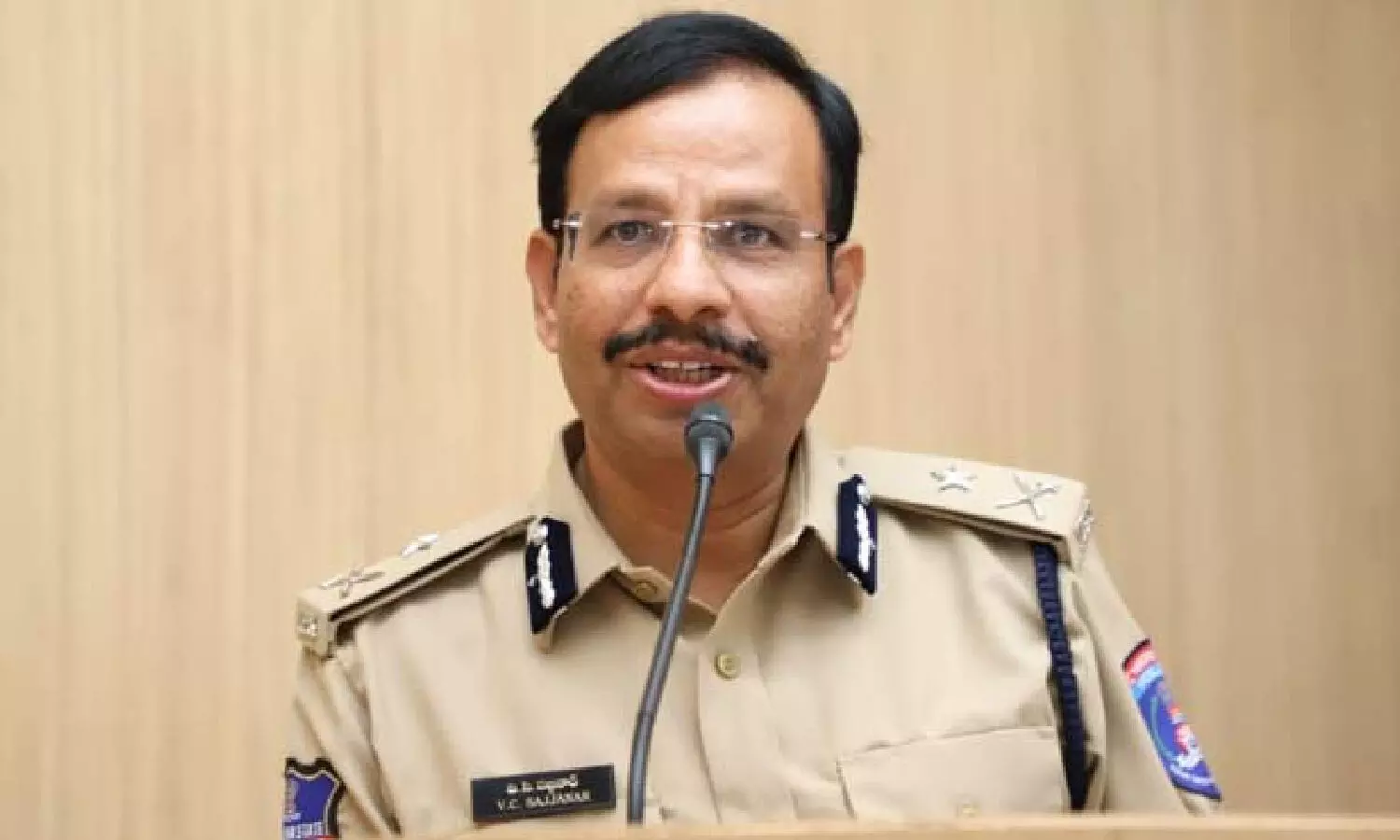 Hyderabad: Central Investigation Team to monitor key cases; CP Sajjanar asks officers to crack down on drugs Hyderabad: Central Investigation Team to monitor key cases; CP Sajjanar asks officers to crack down on drugs