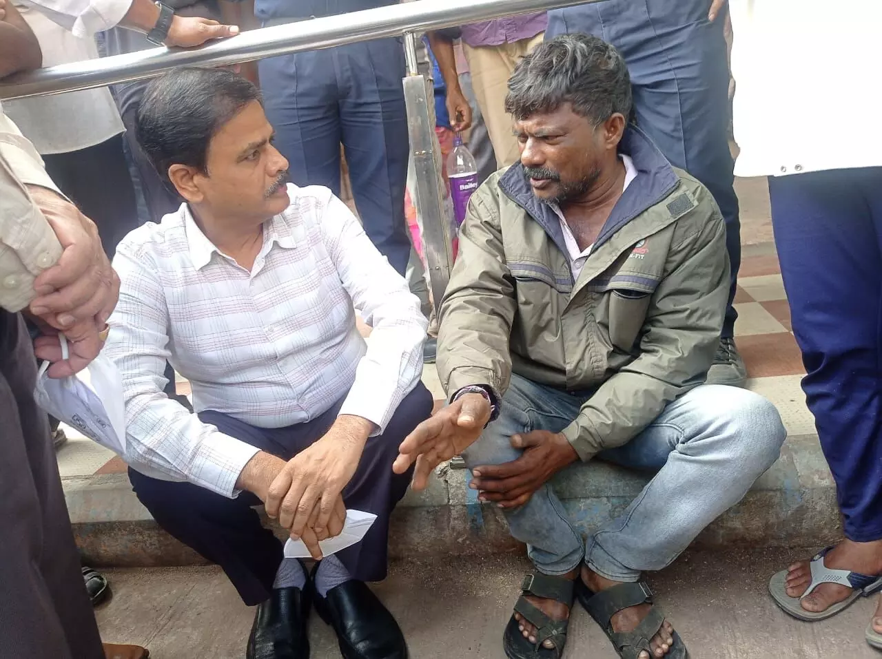 Osmania University B.Tech student dies by suicide on campus; no academic pressure, says university Osmania University B.Tech student dies by suicide on campus; no academic pressure, says university