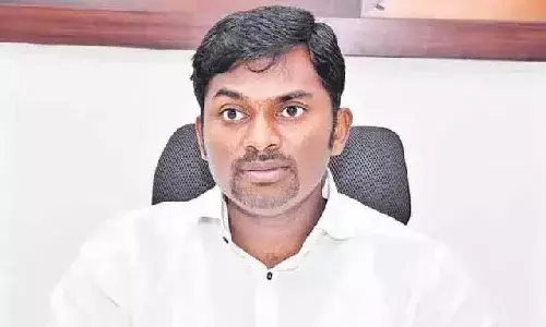 HC stays CAT order on IAS officer Ronald Rose’s Telangana allocation