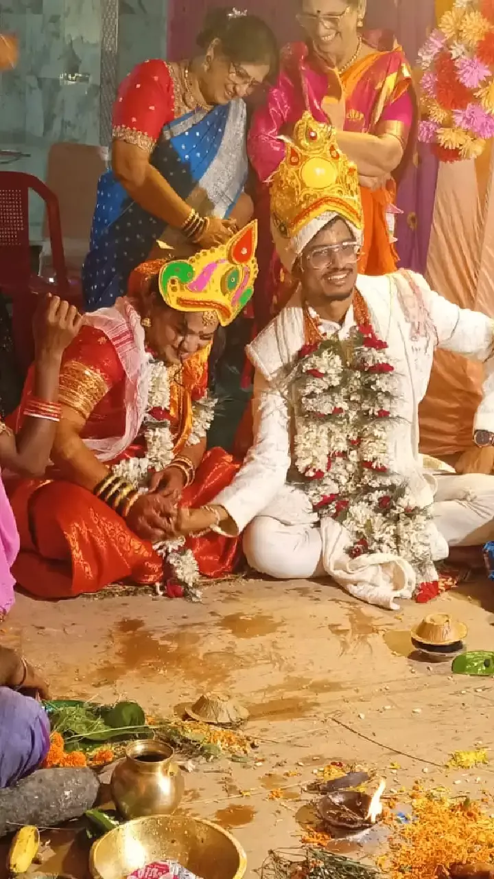 IndiGo Flight Cancellation Forces Newlyweds to Attend Their Own Reception Online