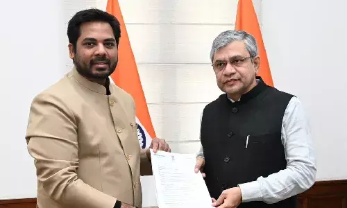 MP Gaddam Vamsi urges Centre to set up semiconductor hub in PeddapalliāMancherial MP Gaddam Vamsi urges Centre to set up semiconductor hub in PeddapalliāMancherial