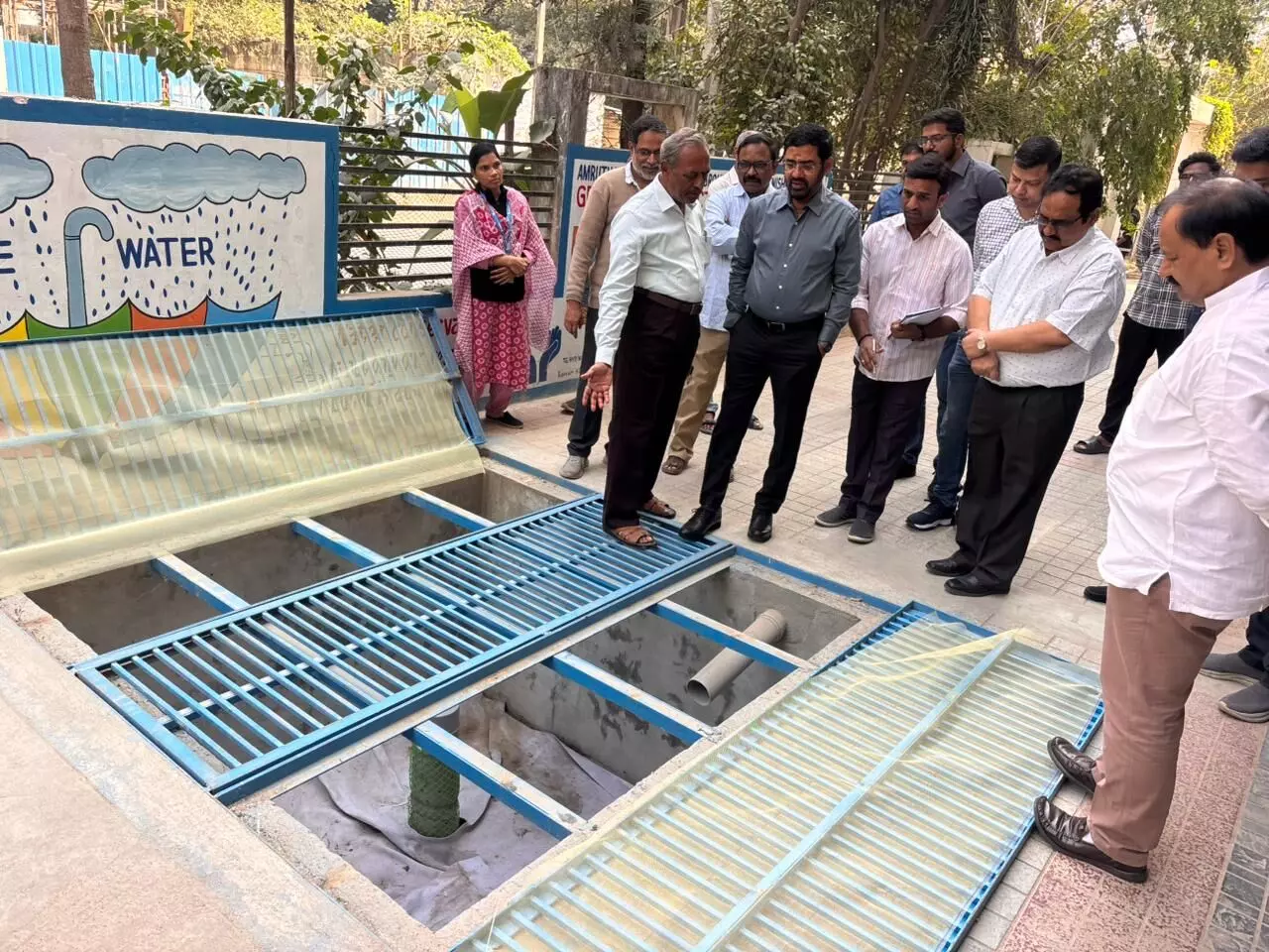 Only 0.95% rainwater percolates into ground despite average rainfall of 85–89 cm in Hyderabad: HMWSSB MD Ashok Reddy Only 0.95% rainwater percolates into ground despite average rainfall of 85–89 cm in Hyderabad: HMWSSB MD Ashok Reddy