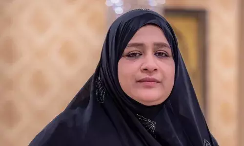 Heera Gold scam: Telangana HC fines Heera Group, its founder Nowhera Shaik ā¹5 Cr for trying to stall property auction Heera Gold scam: Telangana HC fines Heera Group, its founder Nowhera Shaik ā¹5 Cr for trying to stall property auction