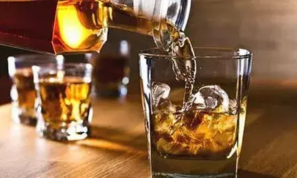 Telangana allows bars, clubs and events till 1 am for New Year; special excise checks from Dec 27-31