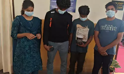 Live-in couple among four held in Chikkadpally for peddling synthetic drugs, narcotics