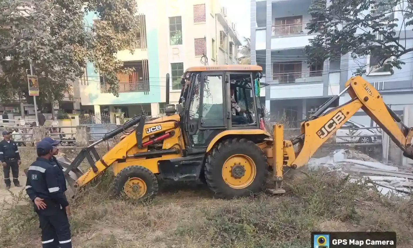 HYDRAA saves 1,000-sq-yard public parkland worth Rs 13 crore in Madinaguda