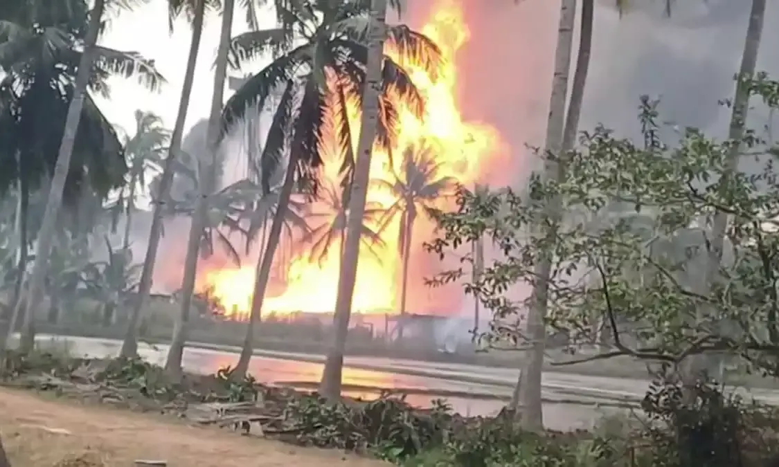 Massive gas leak at ONGC well in Konaseema village triggers fire; no casualties