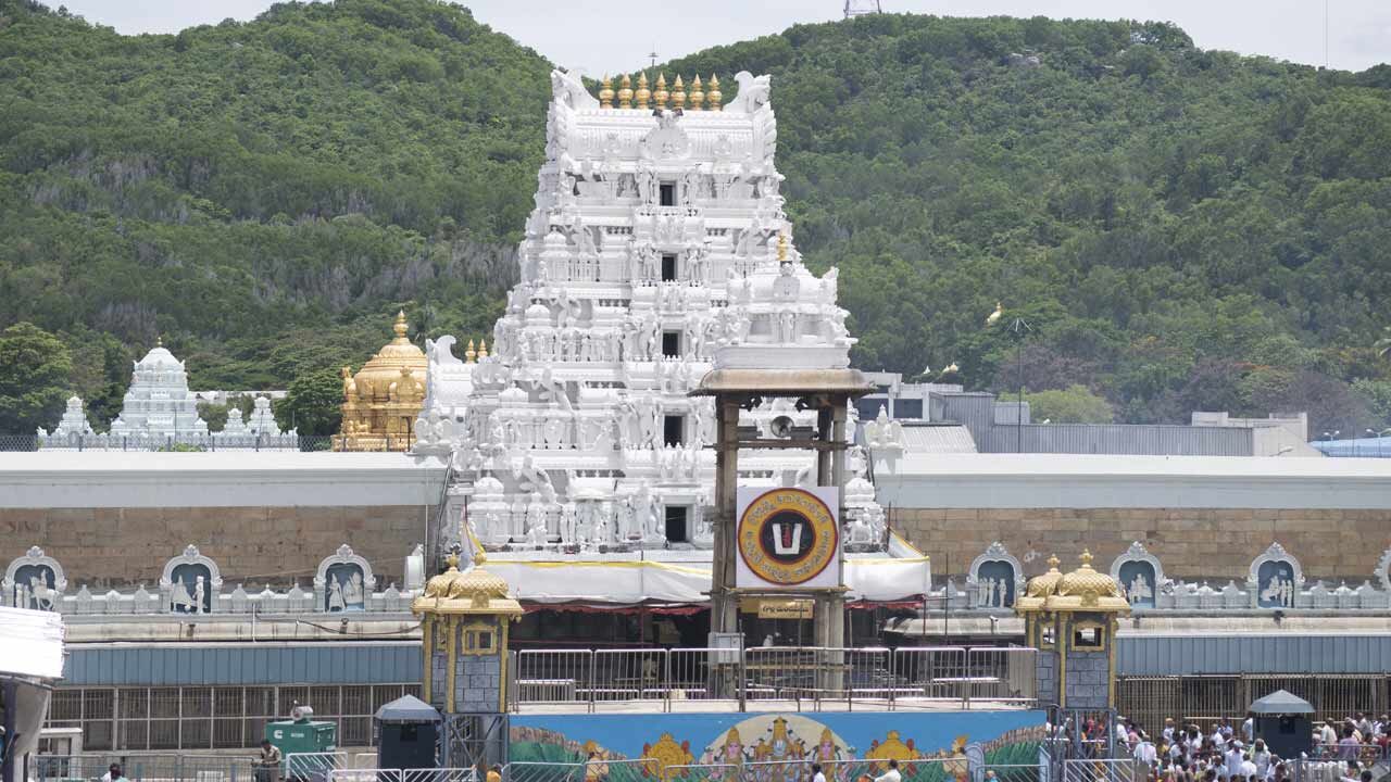 `Many faiths, one humanity’: Muslim AIMIM MLAs facilitate darshan for Hindu pilgrims at Tirumala