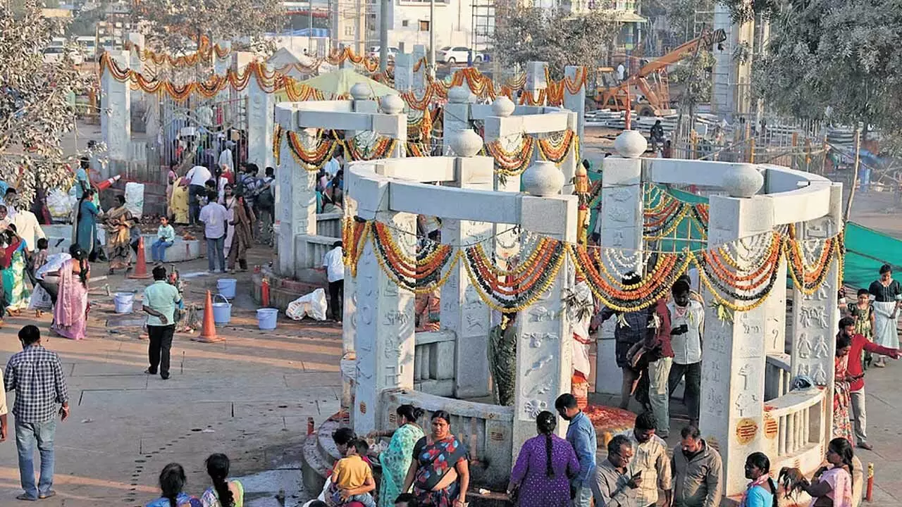Medaram Jatara: Telangana govt deploys over 3,000 medical staff, 50-bed hospital, 42 route camps for pilgrims Medaram Jatara: Telangana govt deploys over 3,000 medical staff, 50-bed hospital, 42 route camps for pilgrims