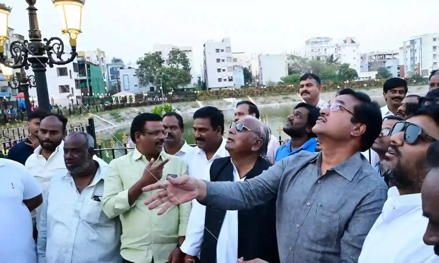 Amberpet residents celebrate Bathukamma Kunta’s restoration with kite festival