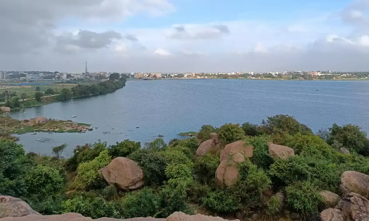 Fearing floods, locals urge HYDRAA to demarcate Ameenpur Pedda Cheruvu FTL