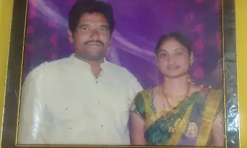 Guntur horror: Woman, her paramour smother husband to death; watched porn besides his body Guntur horror: Woman, her paramour smother husband to death; watched porn besides his body