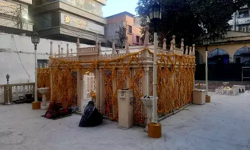 Basant in bloom: A 750-year-old Sufi tradition that unites Hyderabad through music and oneness Basant in bloom: A 750-year-old Sufi tradition that unites Hyderabad through music and oneness