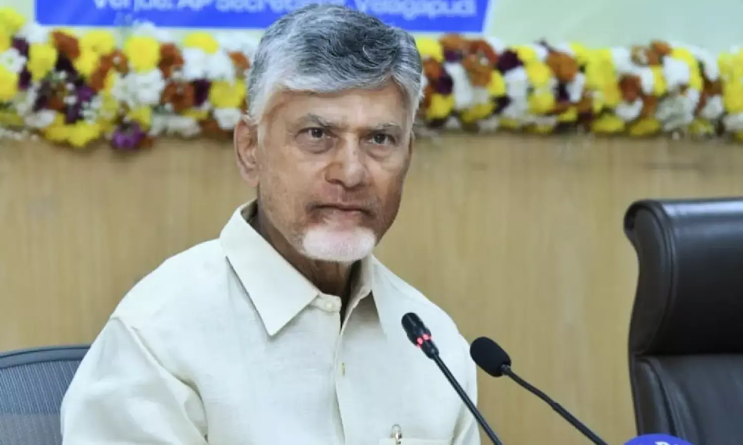 Godavari Pushkaralu 2027: CM Naidu orders Maha Kumbh-scale arrangements, AI for crowd control