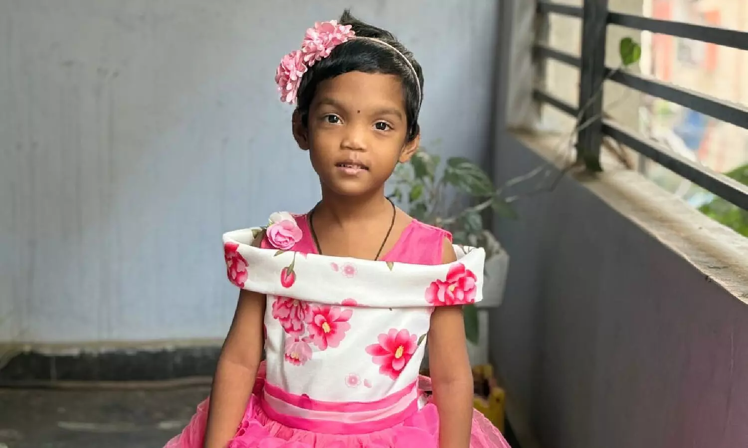 Hyderabad: Chinese manja slits throat of 5-year old at Kukatpally; case registered Hyderabad: Chinese manja slits throat of 5-year old at Kukatpally; case registered