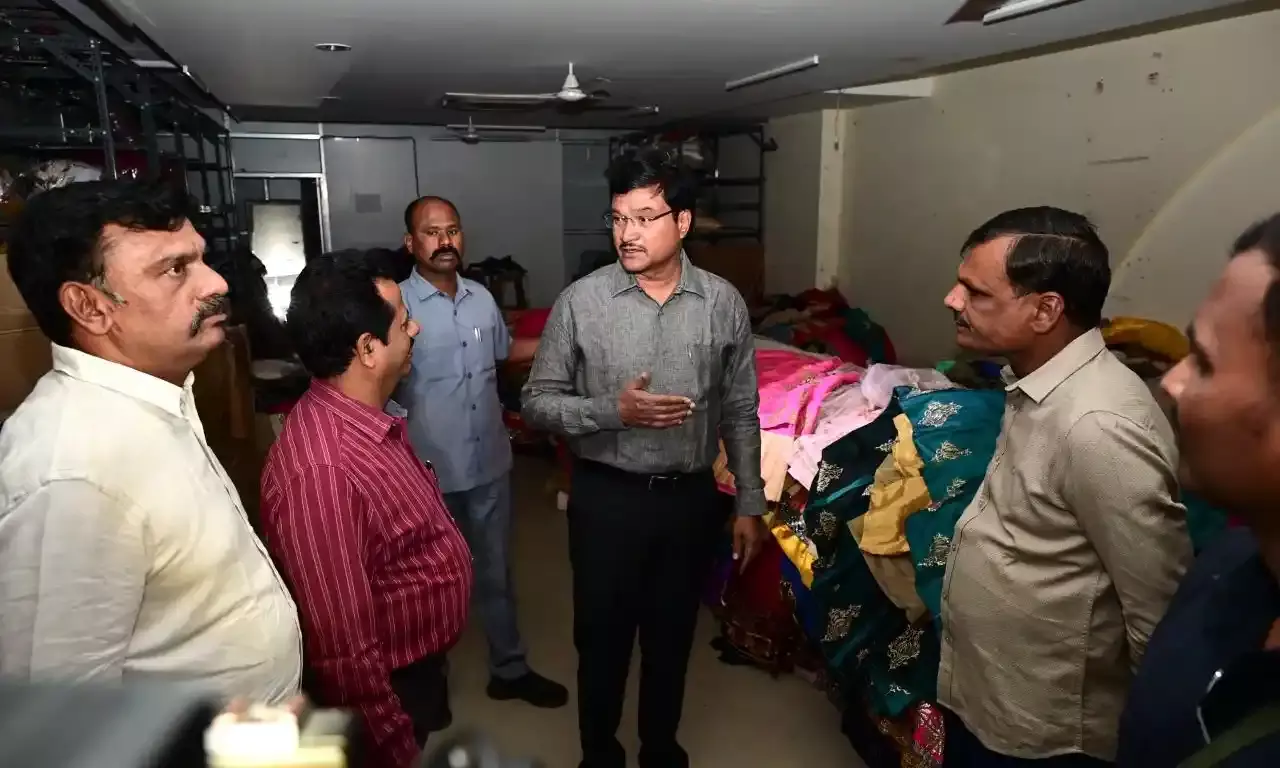 HYDRAA seals Neeru’s Jubilee Hills outlet, Nampally furniture store over fire safety lapses