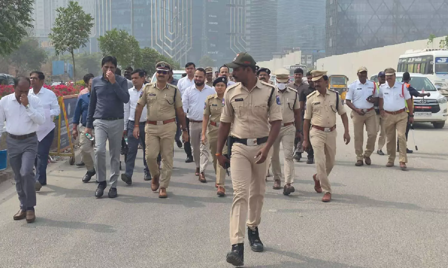 Cyberabad IT corridor to get skywalk: Raidurg Metro–T-Hub pedestrian project aims to cut traffic by 30% Cyberabad IT corridor to get skywalk: Raidurg Metro–T-Hub pedestrian project aims to cut traffic by 30%