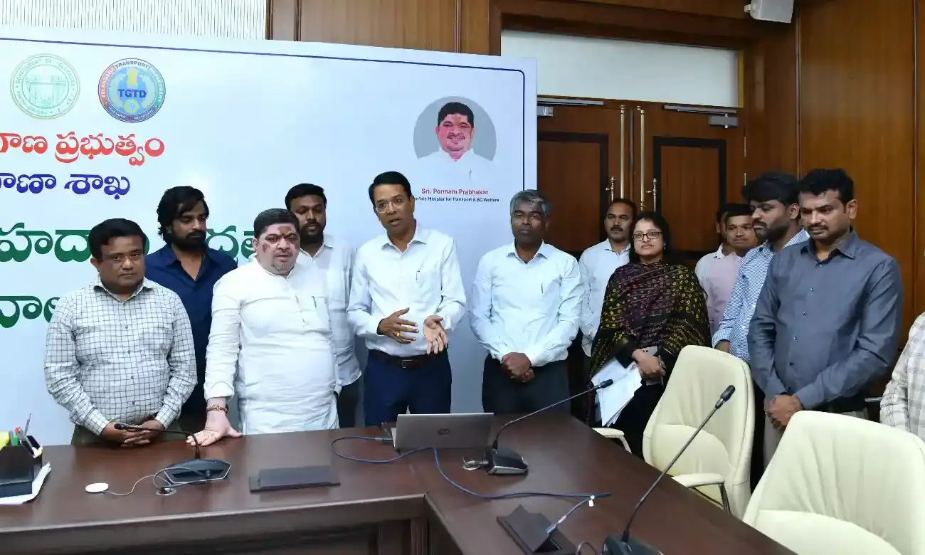 Telangana govt launches Road Safety Pledge website to encourage traffic rule compliance