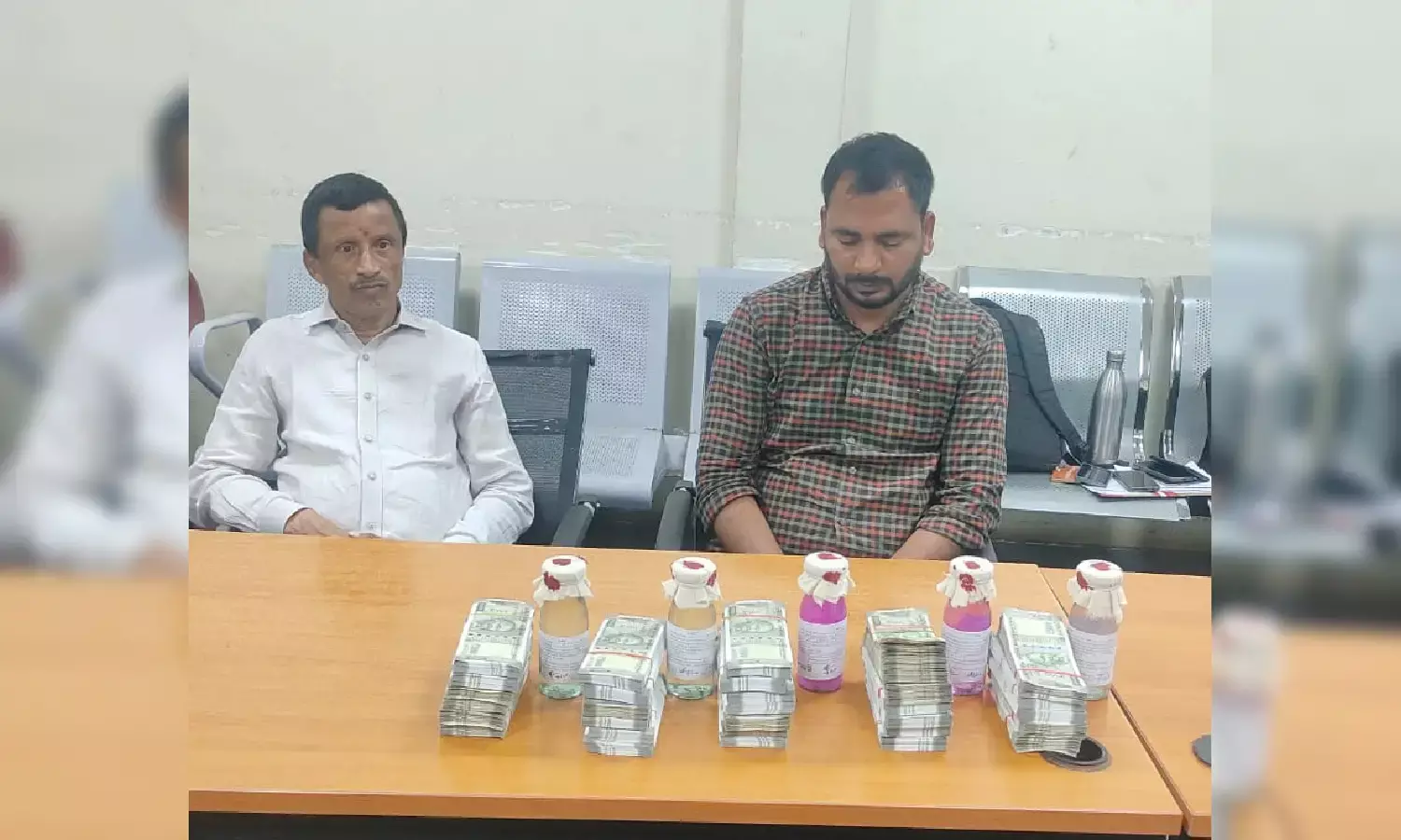 Rs 15 lakh bribe to process bills: ACB catches Kukatpally Superintendent Chinna Reddy