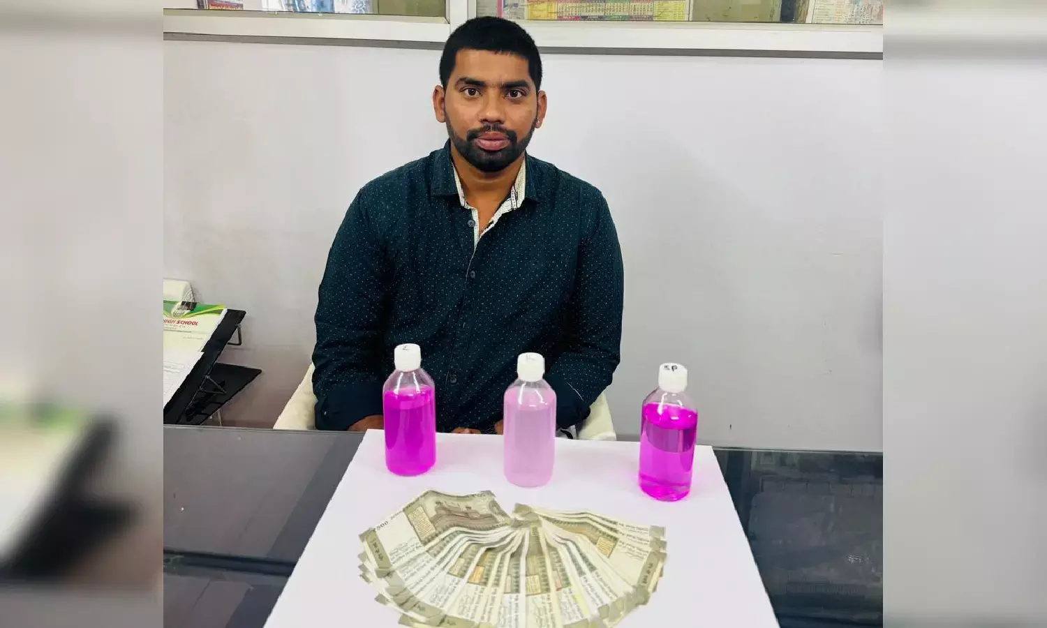 ACB catches junior assistant at Bandlaguda education office taking Rs 10,000 bribe