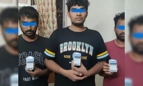 What is `dead drop method used by drug cartels to supply cocaine in Hyderabad?