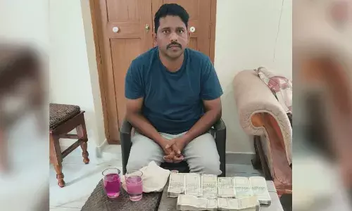 ACB catches Narasapuram forest officer taking Rs 4 lakh bribe from sawmill owner