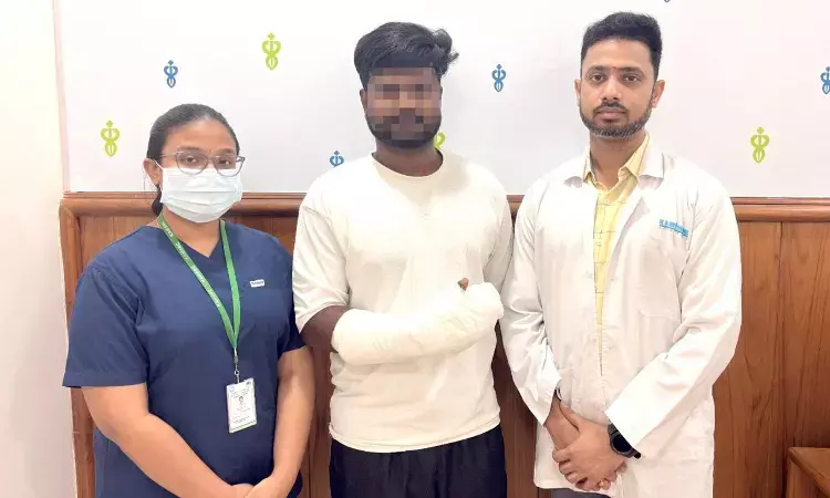 Hyderabad: Doctors play āShoorveerā song mid-surgery to calm injured karate instructor Hyderabad: Doctors play āShoorveerā song mid-surgery to calm injured karate instructor