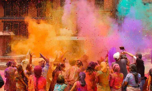 Rang Barse: Where are Hyderabadis heading this Holi? Rang Barse: Where are Hyderabadis heading this Holi?