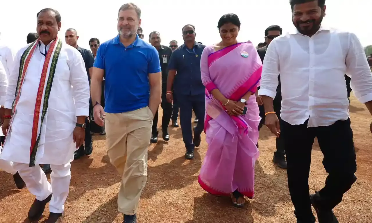 From jiu-jitsu to classroom sessions, Rahul Gandhi trains DCC chiefs in strategy and ideology in Vikarabad