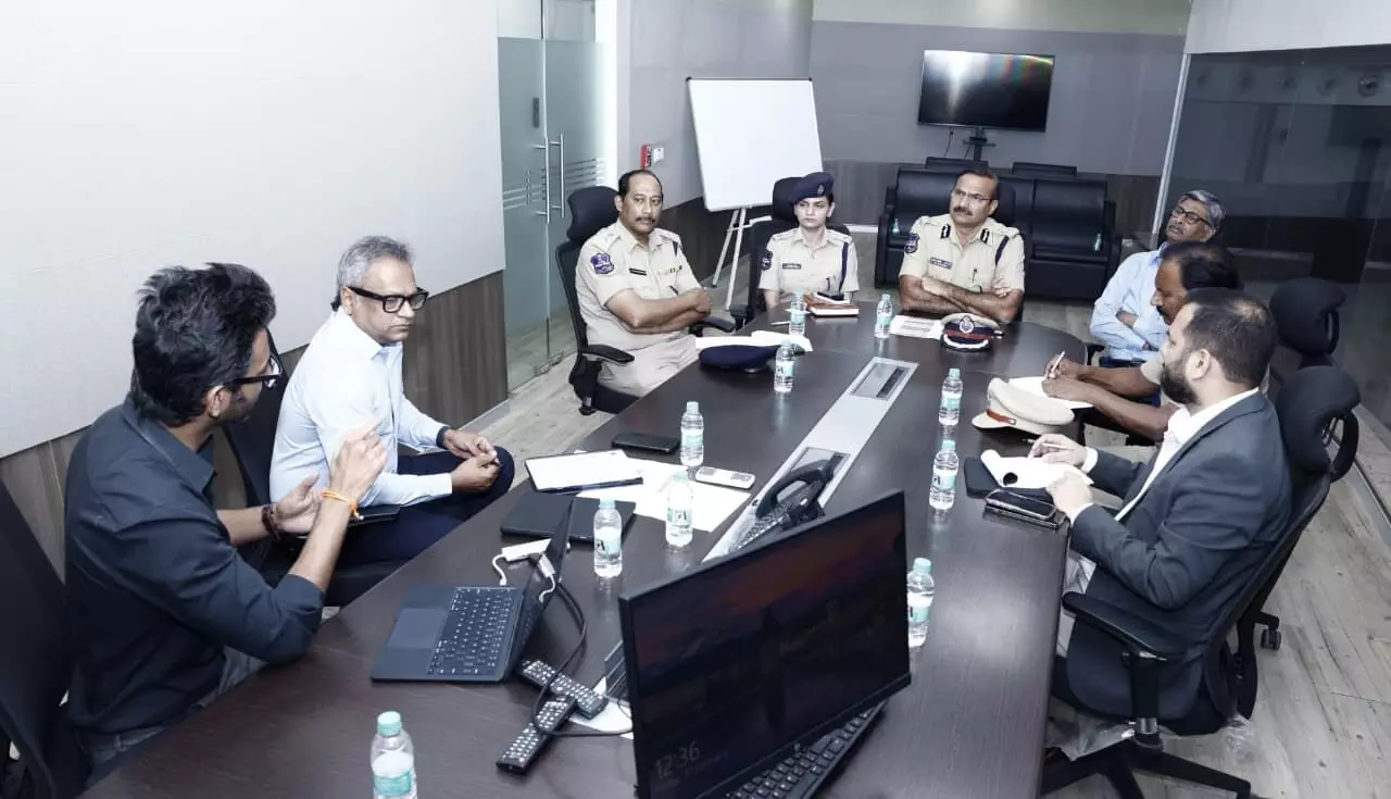 Cyberabad police to launch London-style school bus network to cut traffic, ease parent stress Cyberabad police to launch London-style school bus network to cut traffic, ease parent stress