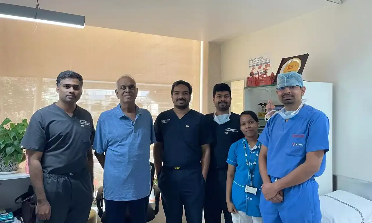 Kondapur KIMS doctors perform world-first laparoscopic ‘keyhole’ surgery on high-risk cancer patient