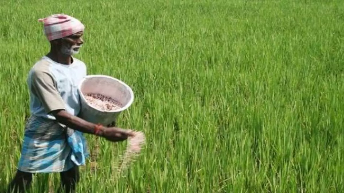 Telangana Govt to Release ₹9,000 Crore Rythu Bharosa Funds in Three Installments Telangana Govt to Release ₹9,000 Crore Rythu Bharosa Funds in Three Installments