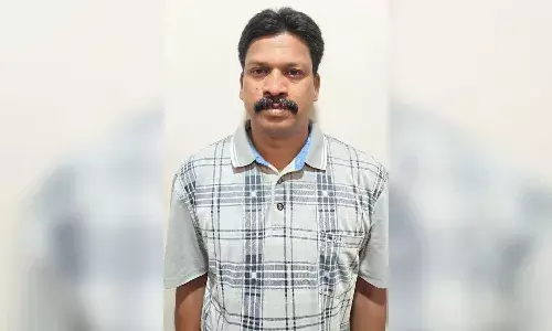 Abusive comment online on actress Renu Desai leads to arrest; security guard held