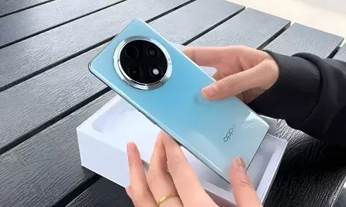 Hyderabad: Consumer panel fines Oppo, Bajaj Electronics ₹42,500 over cellphone fiasco