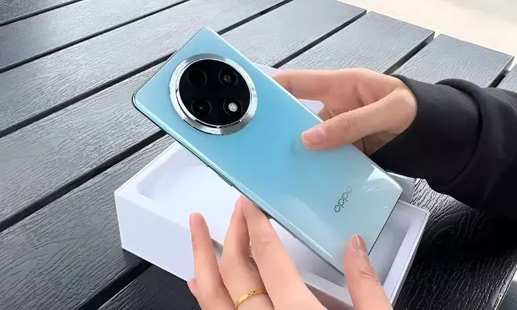 Hyderabad: Consumer panel fines Oppo, Bajaj Electronics ₹42,500 over cellphone fiasco