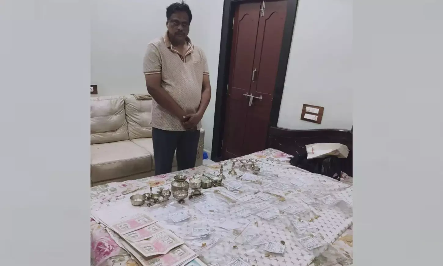 ACB raids Machilipatnam AMVI Lokanadha Prasad at multiple locations, unearths huge wealth