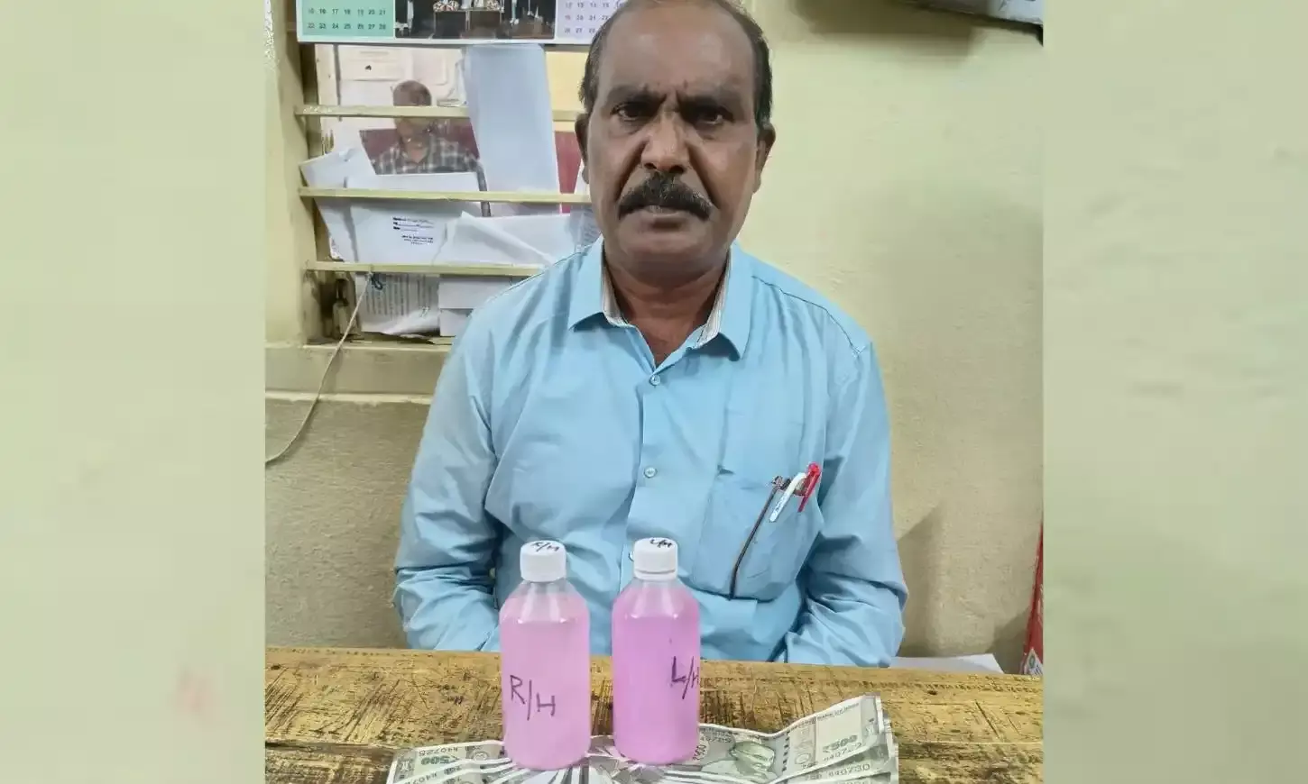 Malkajgiri: Chaitanyapuri ASI Poosala Balaiah caught red-handed accepting ₹15K bribe