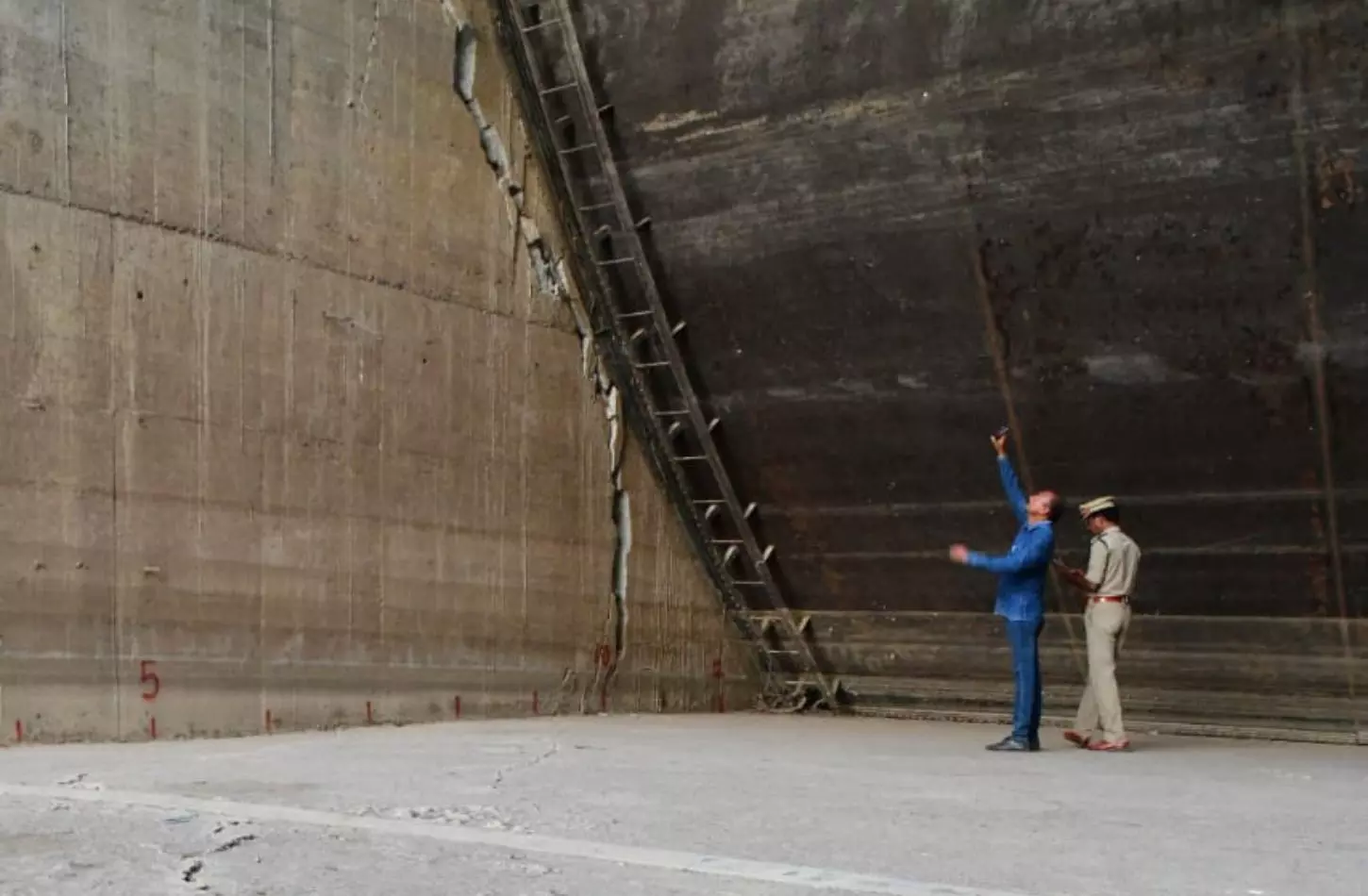 Telangana govt sets timeline for Kaleshwaram barrages repairs Telangana govt sets timeline for Kaleshwaram barrages repairs